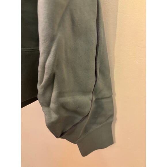 Nike Women Hoodie NWT - Picture 7 of 7